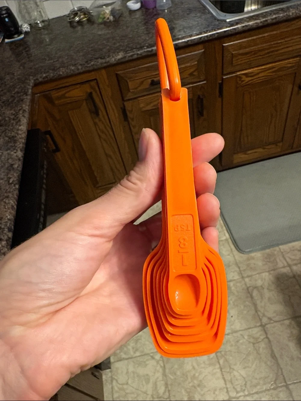 🪷Vintage 1970s Complete Set of 7 Tupperware Orange Measuring Spoons with Ring